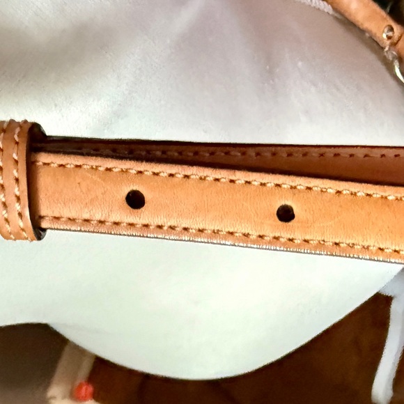 Women's Coach Reserve  Colorblock Crossbody Bag magnetic closure excellent shape - Picture 12 of 16